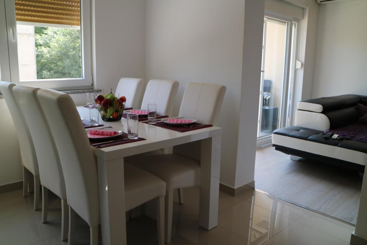 Apartman Mark Apartment Pula Exterior photo